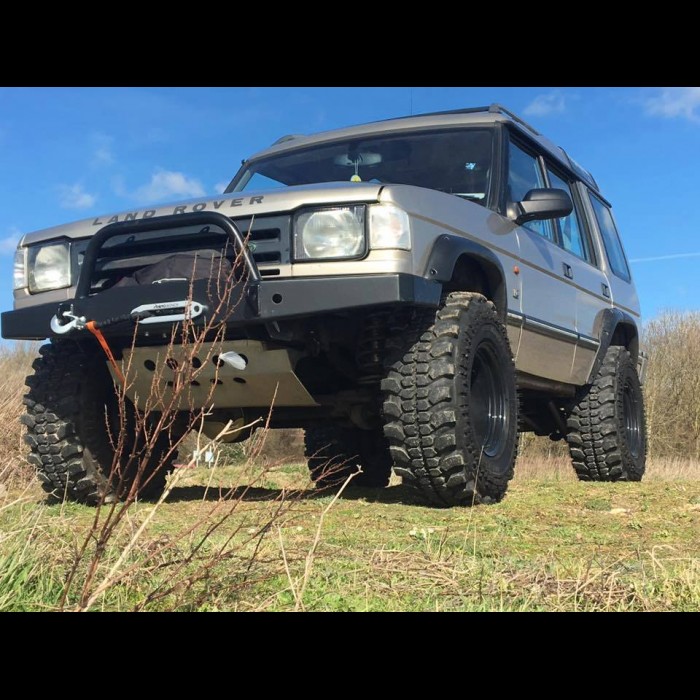 Land rover on sale discovery bumper